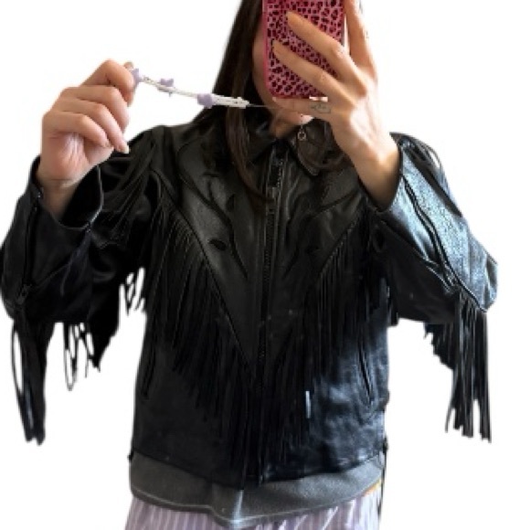 Wilsons Leather Jackets & Blazers - Vintage Wilson's Thinsulate Women's Leather Fringe Rose Design Biker Jacket